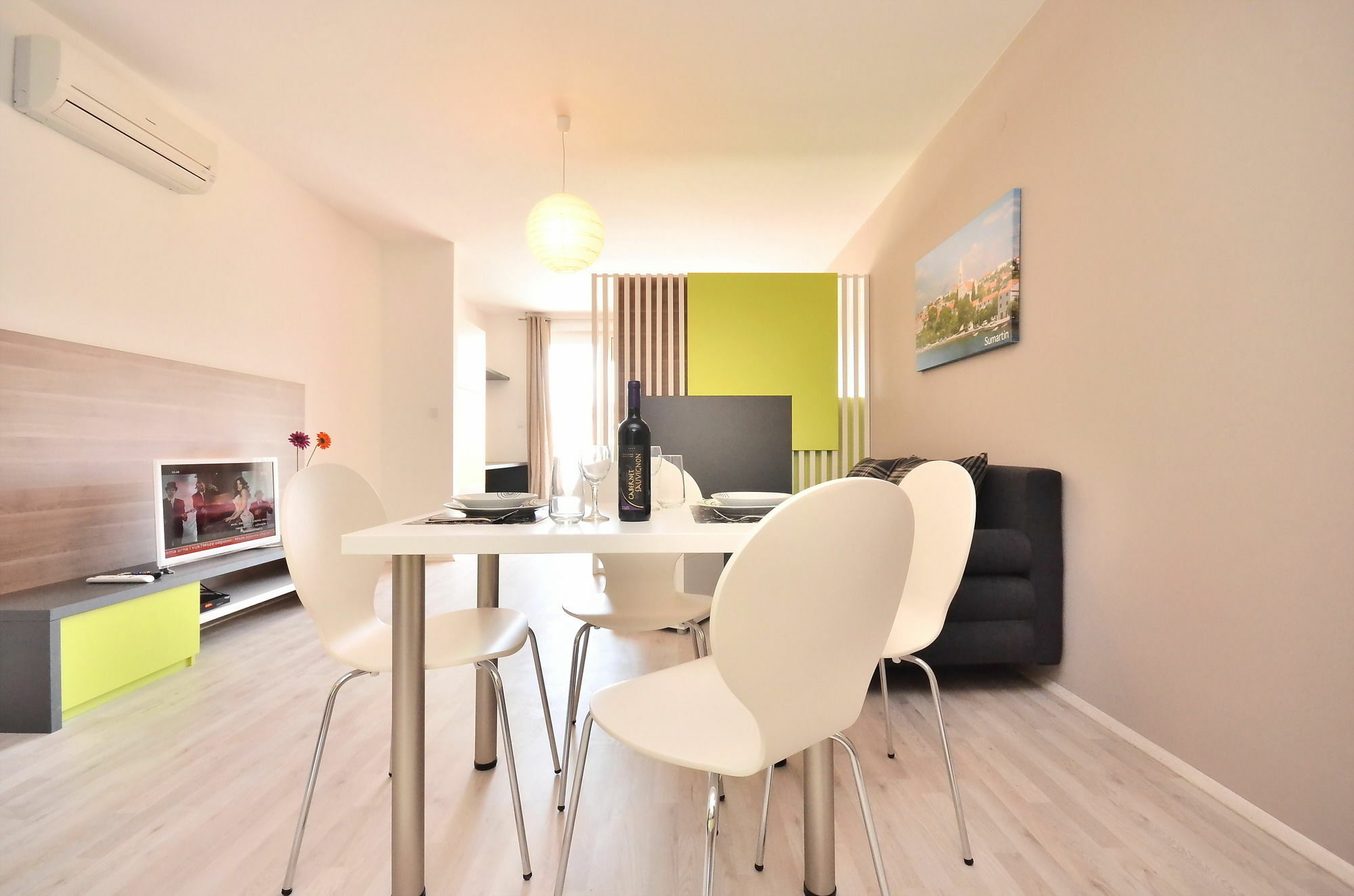 Bretia Apartments Sutivan Eksteriør billede